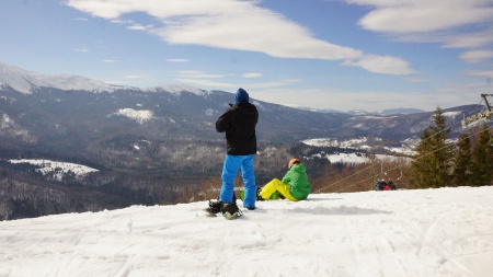 Narty Snowboard - w górach warunki